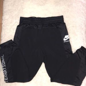 Nike Sweatpants